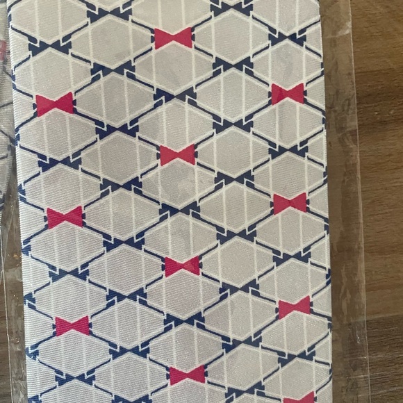 Real Men Wear Pink Breast Cancer Tie NWT - Picture 2 of 3